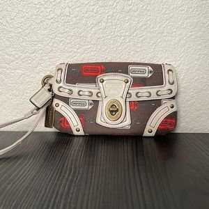 Rare Coach vintage luggage tag pattern wristlet